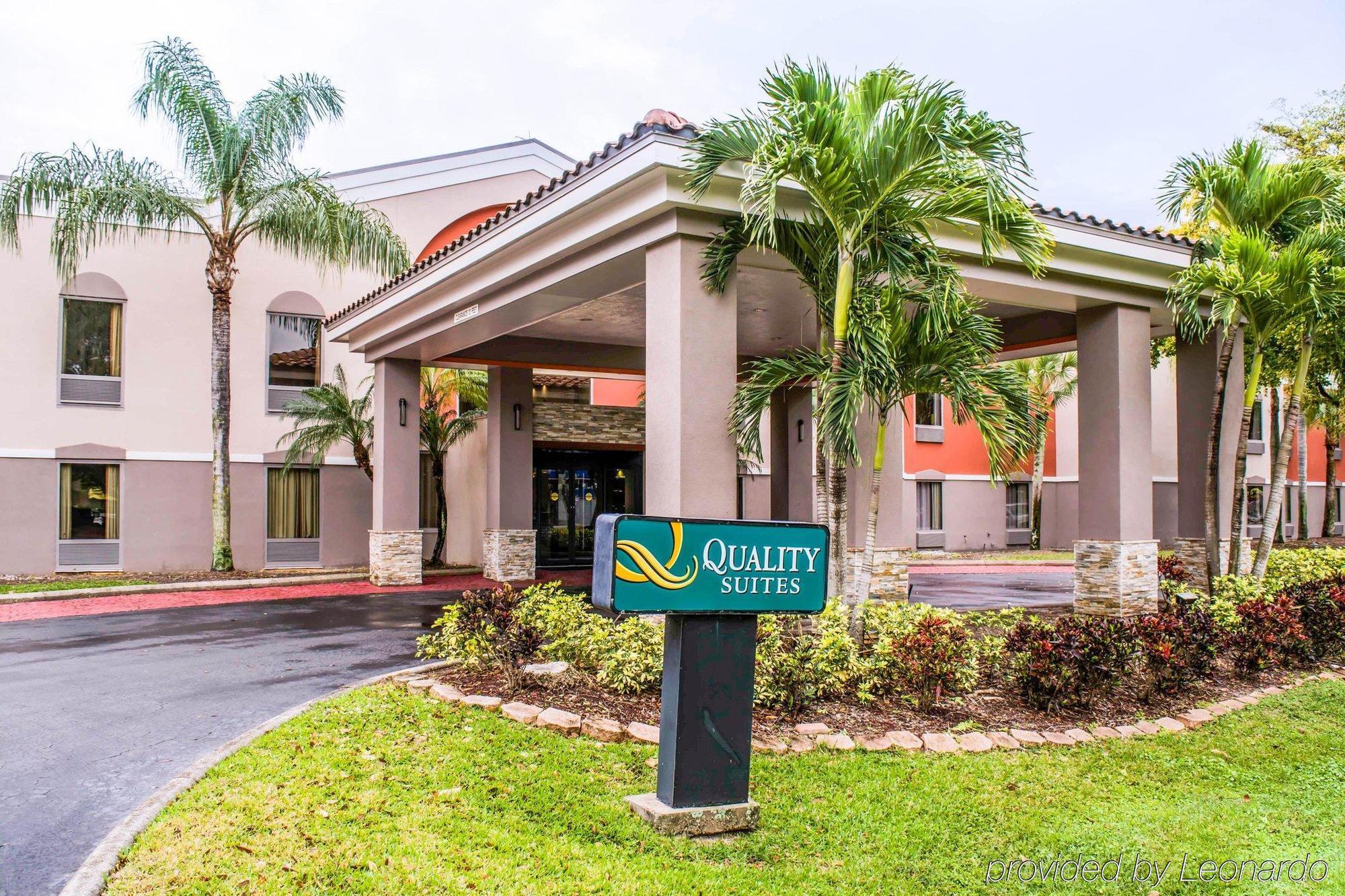 Quality Suites Fort Myers Airport I-75 Exteriér fotografie