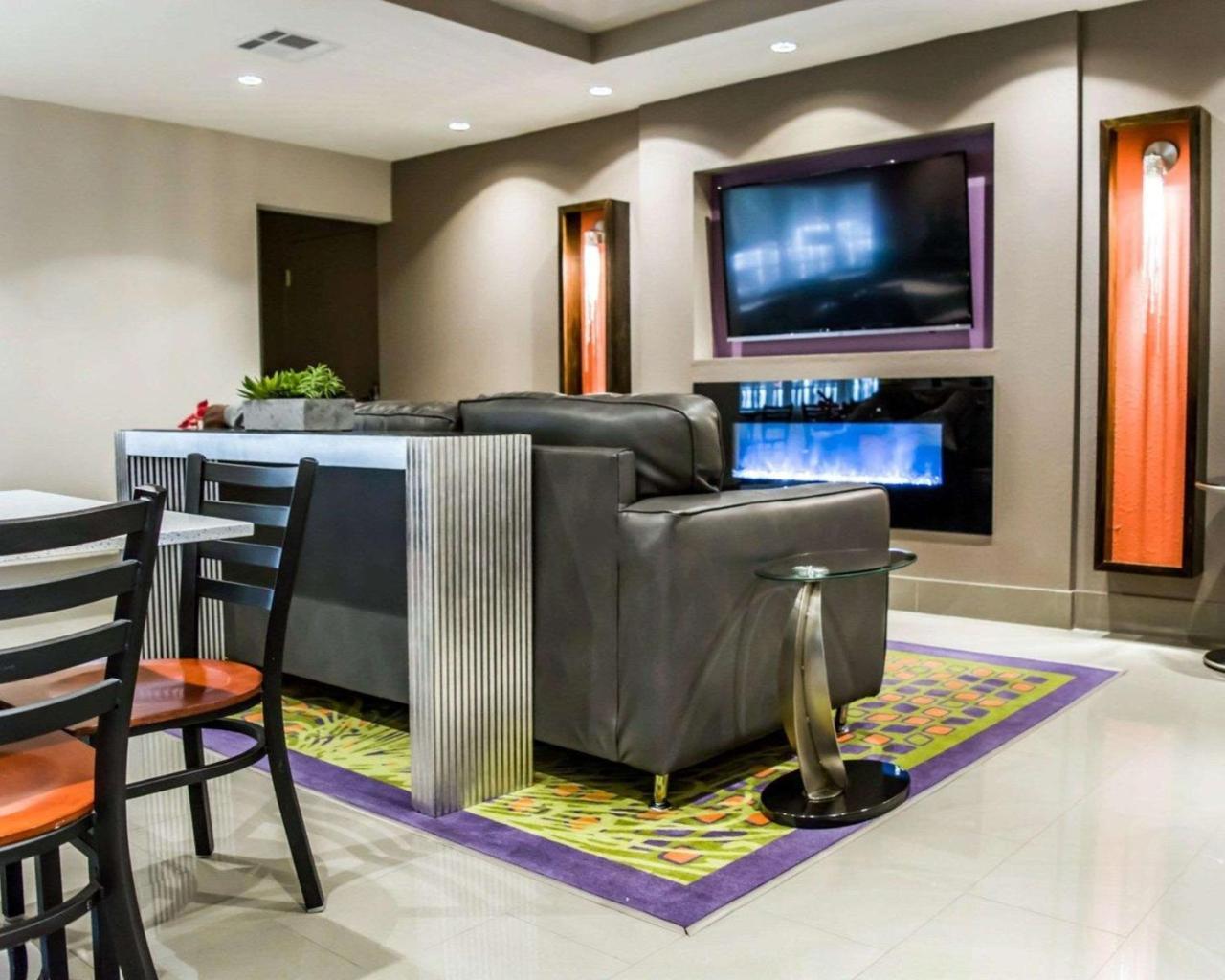 Quality Suites Fort Myers Airport I-75 Exteriér fotografie